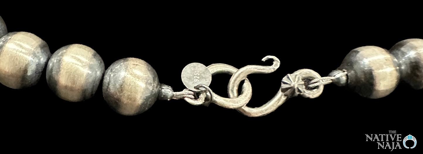 Navajo Graduated Sterling Silver Hand-Strung Machine-Made Navajo Pearl 20" Necklace NK200