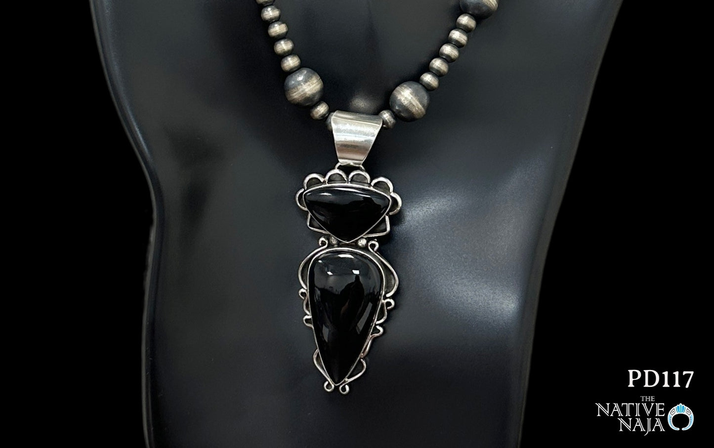 Large Navajo Artist Signed Sterling Silver & Black Onyx Pendant PD117