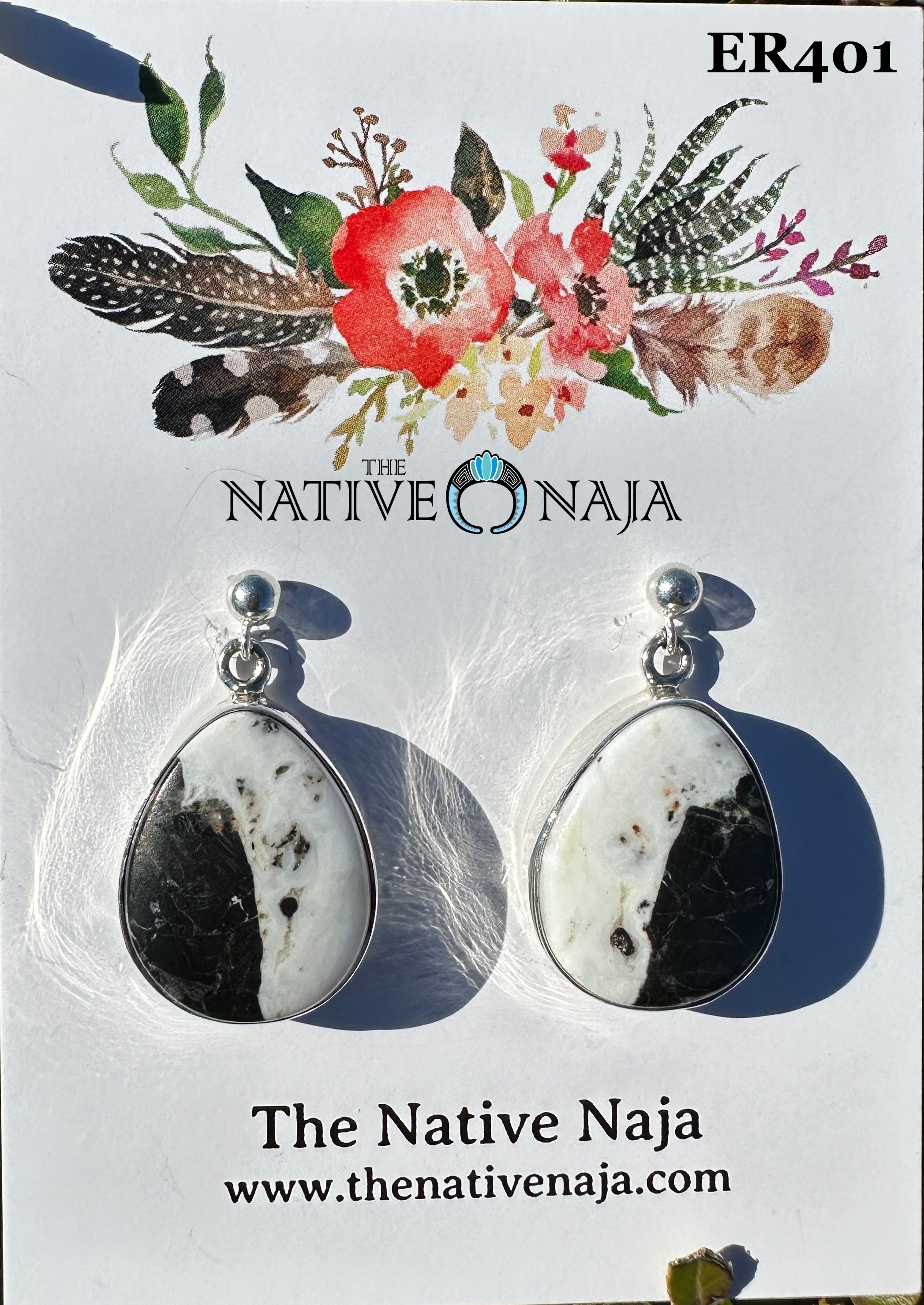 Navajo Artist Signed White Buffalo $ Sterling Silver Post Drop Earrings ER401