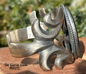 Navajo Chimney Butte Sandcast Sterling Silver & Black Onyx Cuff Bracelet BR102