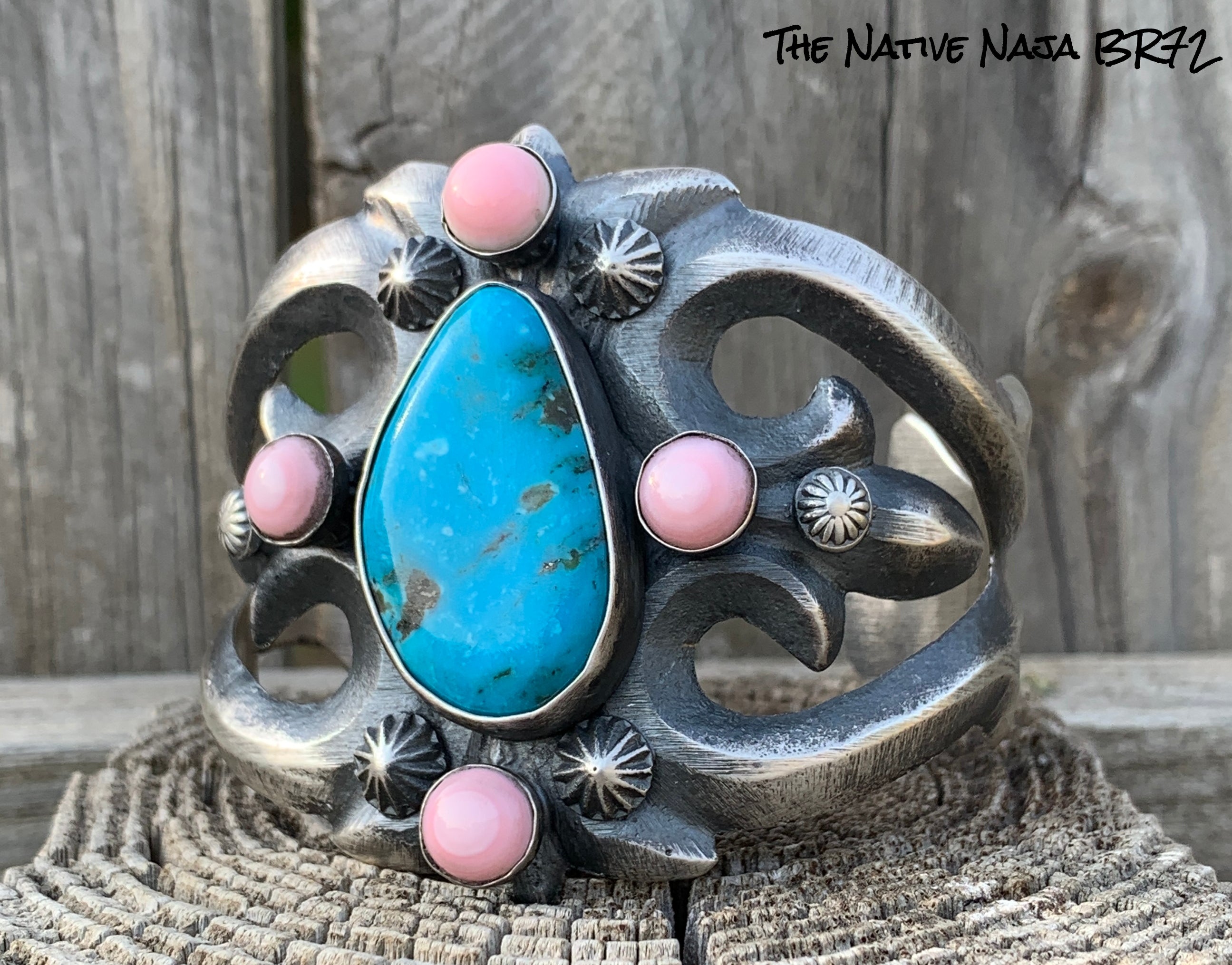 Large Navajo Chimney Butte Pink Queen Conch Shell, Turquoise  & Sterling Silver Sandcast Cuff Bracelet BR72