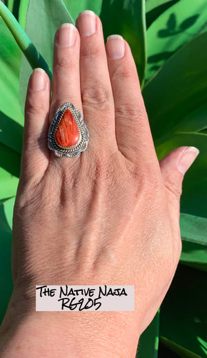 Signed Navajo Sterling Silver & Orange Spiny Oyster Ring Size 7 1/4 RG205